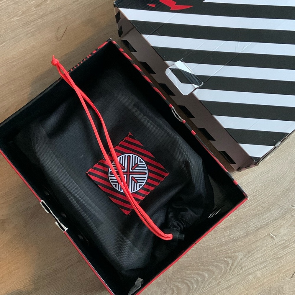 LI-NING - WOW2 LOW BLACK GOLD